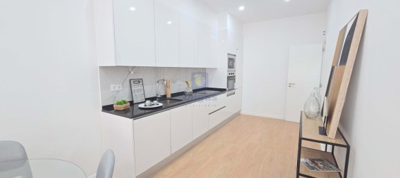 3 bedrooms Apartment in Lisbon, Portugal No. 157852 7