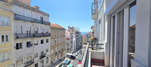 3 bedrooms Apartment in Lisbon, Portugal No. 157852 5