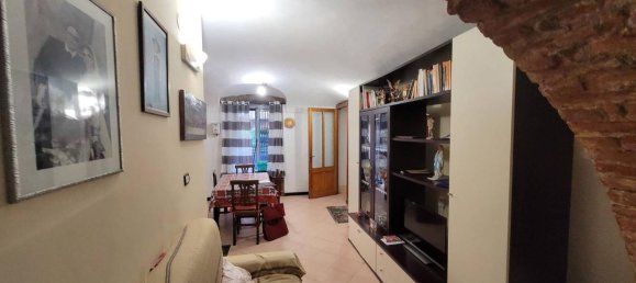 3 rooms Apartment in Turin, Italy No. 163353 4