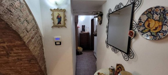 3 rooms Apartment in Turin, Italy No. 163353 9