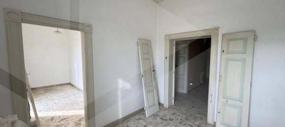 4 rooms Apartment in Molfetta, Italy No. 20423 18