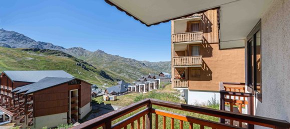 2 bedrooms Apartment in Les Belleville, France No. 517 11