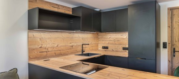 2 bedrooms Apartment in Les Belleville, France No. 517 4