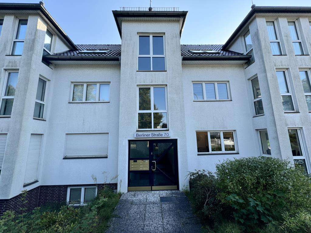 67m² Office in Hermsdorf, Germany No. 92013