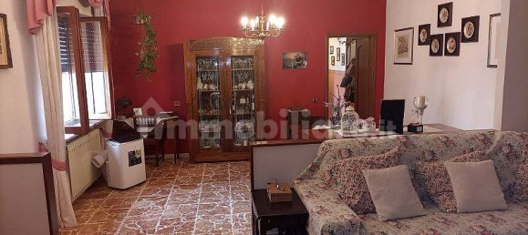 Дом с 3 спальнями в Мортара, Италия № 323742 33