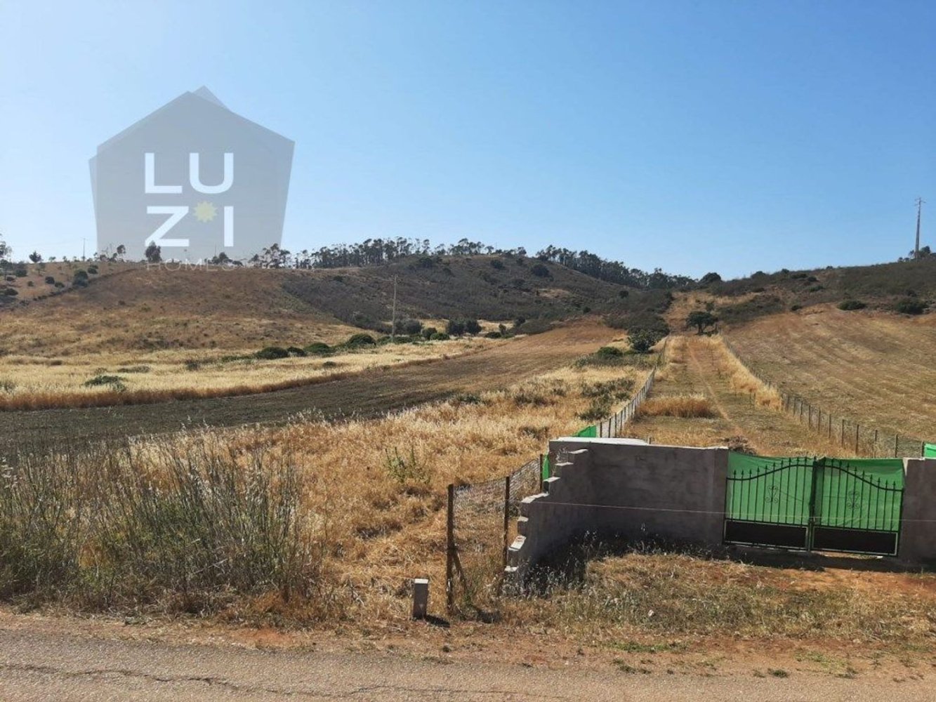 Земельный участок 5880м² в Вила ду Бишпу, Португалия № 57533