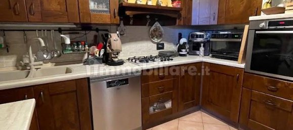 4 Schlafzimmer Wohnung in Latina, Italy, Nr. 229042 14