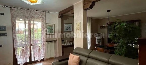 4 Schlafzimmer Wohnung in Latina, Italy, Nr. 229042 11