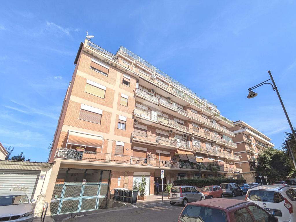 2 bedrooms Apartment in Ciampino, Italy No. 324709