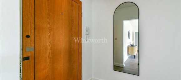 Квартира с 2 спальнями в Бекенхэм, Великобритания № 3491 20