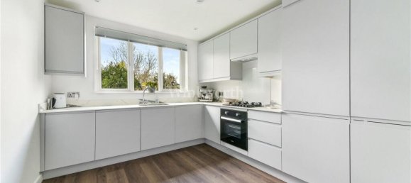 Квартира с 2 спальнями в Бекенхэм, Великобритания № 3491 12