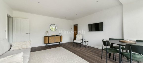 Квартира с 2 спальнями в Бекенхэм, Великобритания № 3491 8