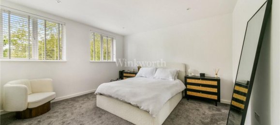 Квартира с 2 спальнями в Бекенхэм, Великобритания № 3491 16