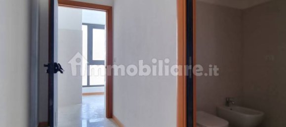 3 rooms Office in Messina, Italy No. 157019 11