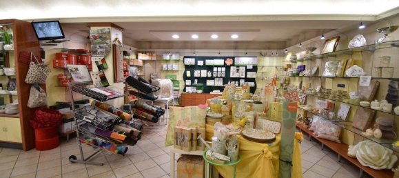 4غرفة عقار تجاري في Rome, Italy رقم 85110 14