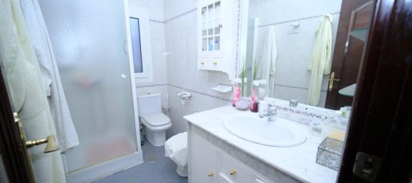 4 Schlafzimmer Haus in Andalusia, Spain, Nr. 136884 10