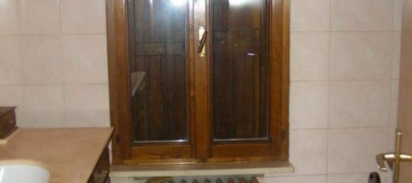 7 rooms Apartment in Terre Roveresche, Italy No. 96646 47