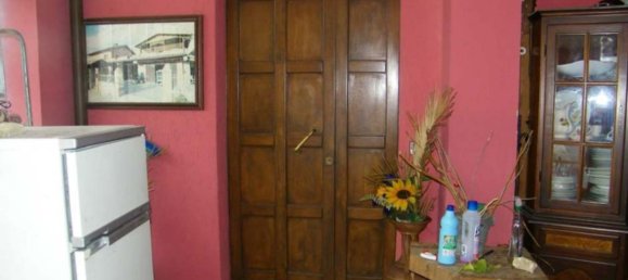 7 rooms Apartment in Terre Roveresche, Italy No. 96646 20