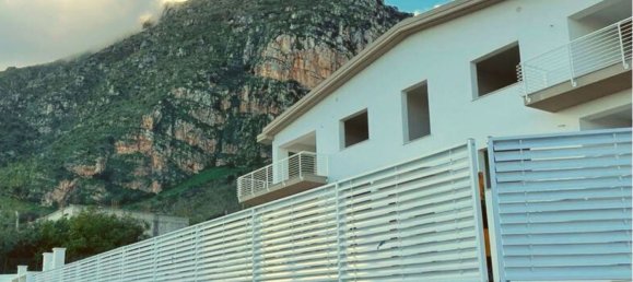 4 rooms Apartment in Castellammare del Golfo, Italy No. 258713 2