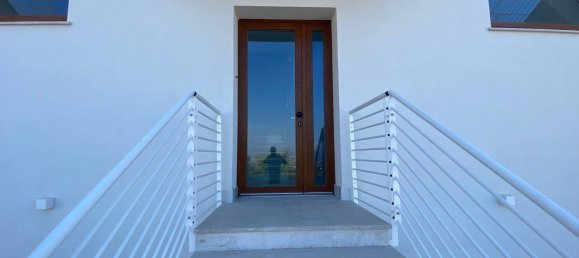 4 rooms Apartment in Castellammare del Golfo, Italy No. 258713 7