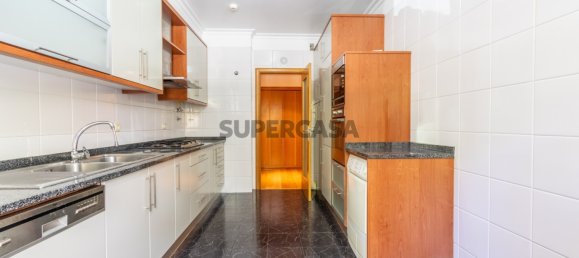 3 Schlafzimmer Wohnung in Lisbon, Portugal, Nr. 316340 8