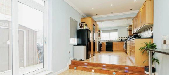 4 bedrooms House in Ramsgate, United Kingdom No. 10791 6