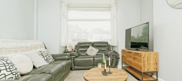 4 bedrooms House in Ramsgate, United Kingdom No. 10791 2