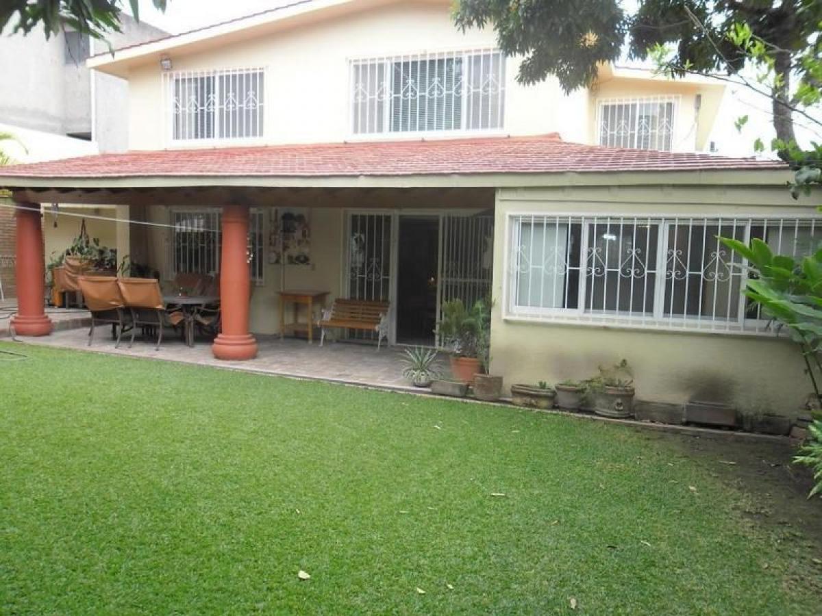 Дом с 3 спальнями в Морелос, Мексика № 165659