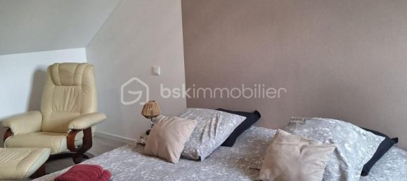 4 bedrooms House in Mayenne, France No. 340443 8