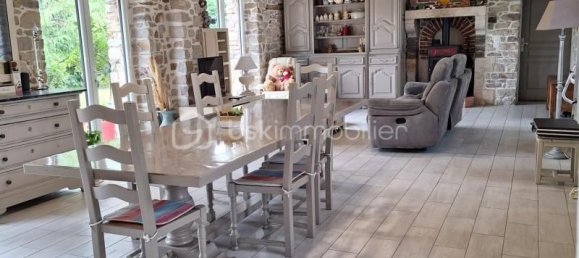 4 bedrooms House in Mayenne, France No. 340443 5