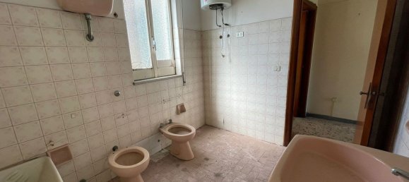 5-Zimmer Wohnung in Roccapiemonte, Italy, Nr. 102659 20
