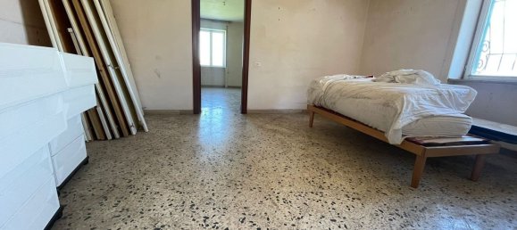5-Zimmer Wohnung in Roccapiemonte, Italy, Nr. 102659 12