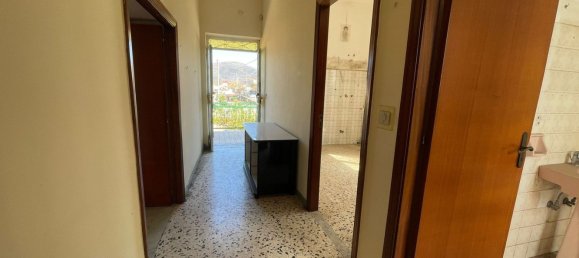5-Zimmer Wohnung in Roccapiemonte, Italy, Nr. 102659 10