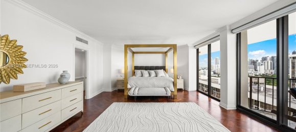 5 bedrooms Commercial property for sale in Miami, Miami-Dade, Florida, USA № 615847 4