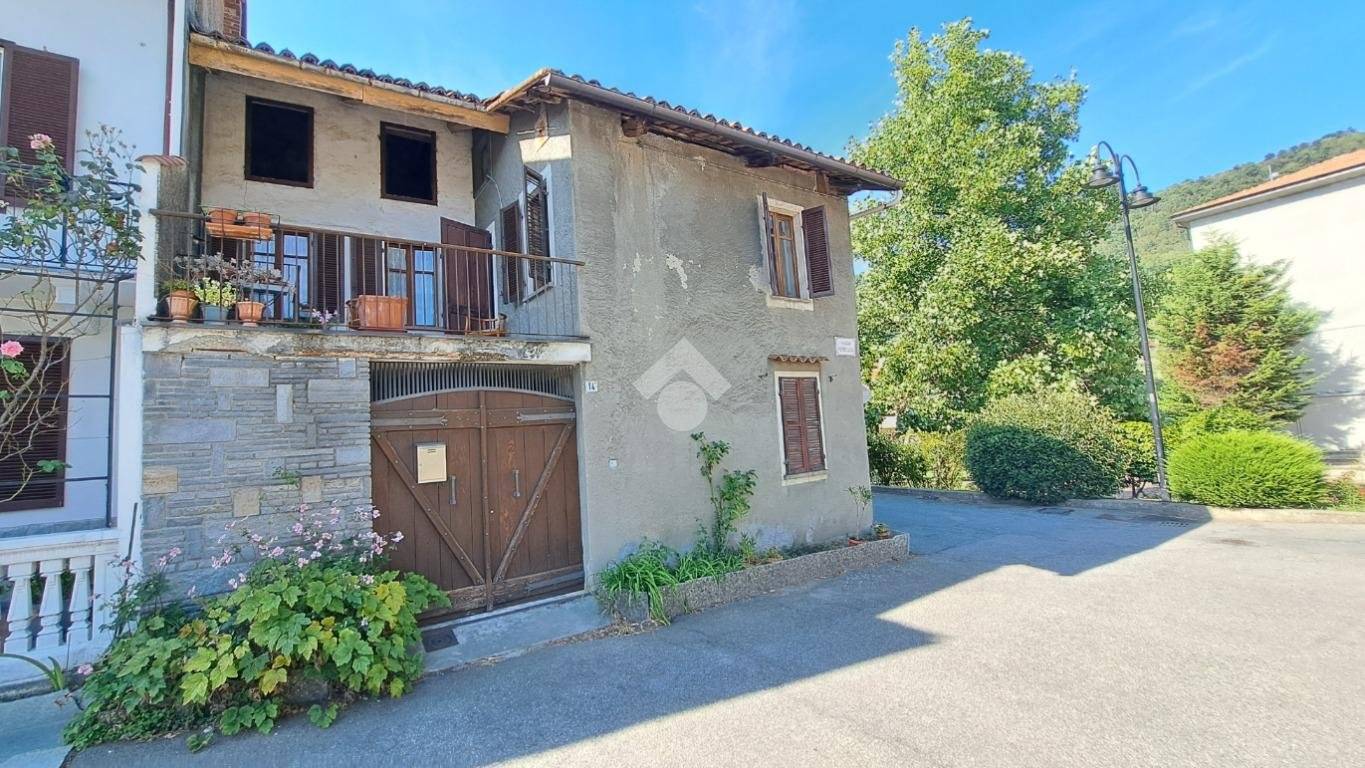 2 Schlafzimmer Haus in Piverone, Italy, Nr. 330759