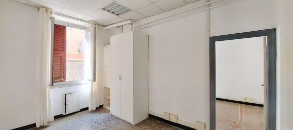4-Zimmer Büro in Genoa, Italy, Nr. 172412 7