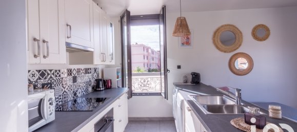 2 chambres Appartement à Chatou, France No. 348036 4