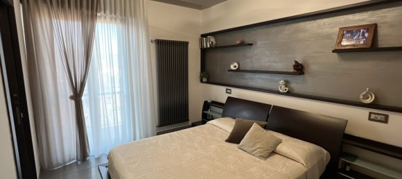 4 rooms Apartment in Naples, Italy No. 262313 26