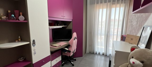 4 rooms Apartment in Naples, Italy No. 262313 17