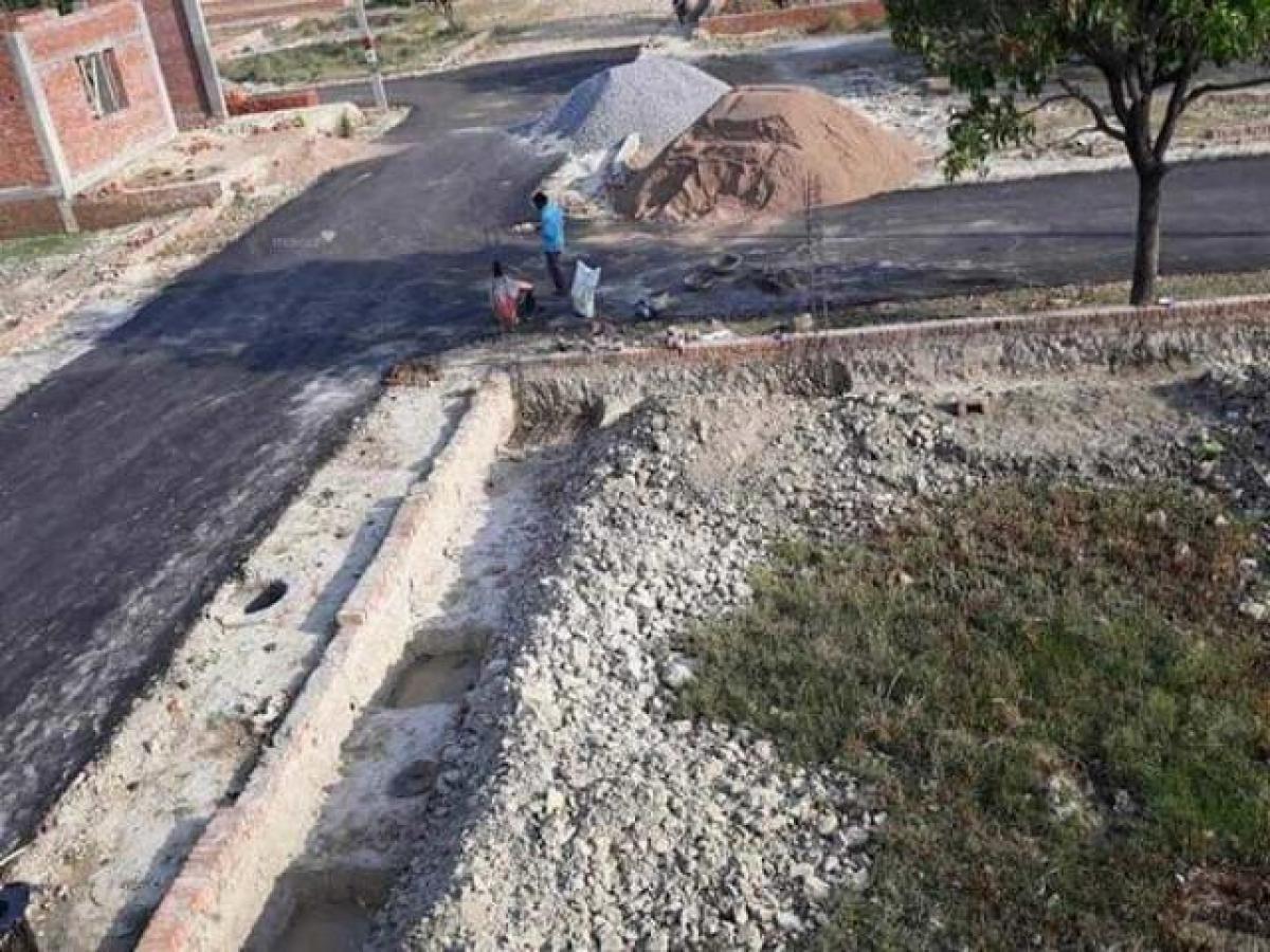  Land in Lucknow, India No. 30341