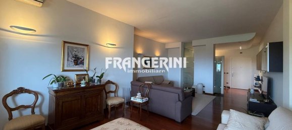 3 bedrooms Apartment in Livorno, Italy No. 273047 7