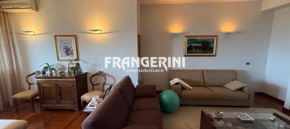 3 bedrooms Apartment in Livorno, Italy No. 273047 10