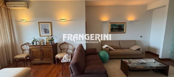 3 bedrooms Apartment in Livorno, Italy No. 273047 11