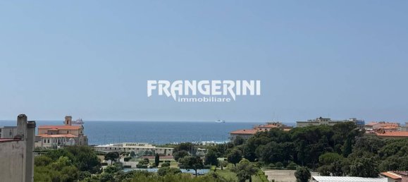 3 bedrooms Apartment in Livorno, Italy No. 273047 17