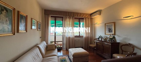 3 bedrooms Apartment in Livorno, Italy No. 273047 3
