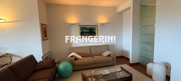 3 bedrooms Apartment in Livorno, Italy No. 273047 6