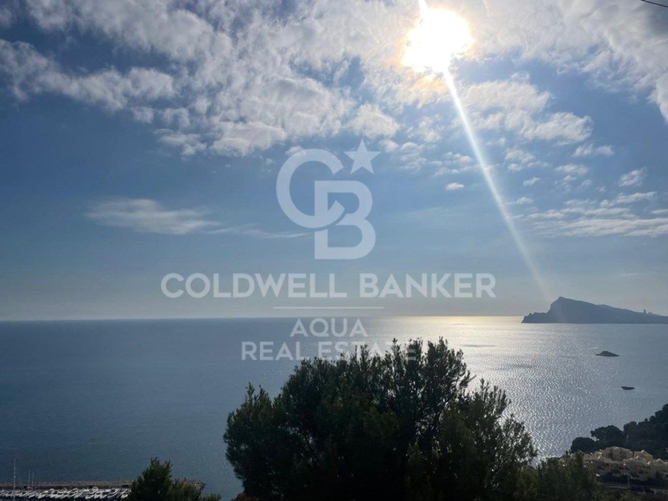 890m² Land in Altea, Spain No. 80099