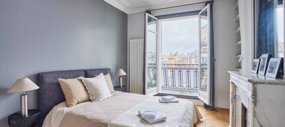 4 bedrooms Apartment in Paris, France No. 148869 13