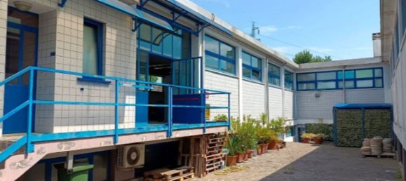 700m² Warehouse in Cinisello Balsamo, Italy No. 149538 2