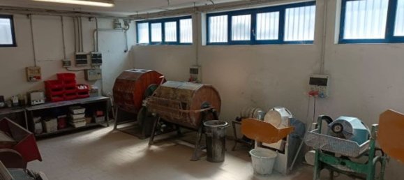 700m² Warehouse in Cinisello Balsamo, Italy No. 149538 21